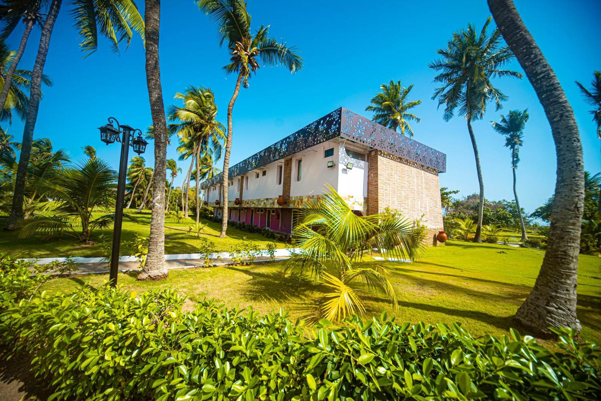 Hotel Sarakawa Lomé Exteriör bild