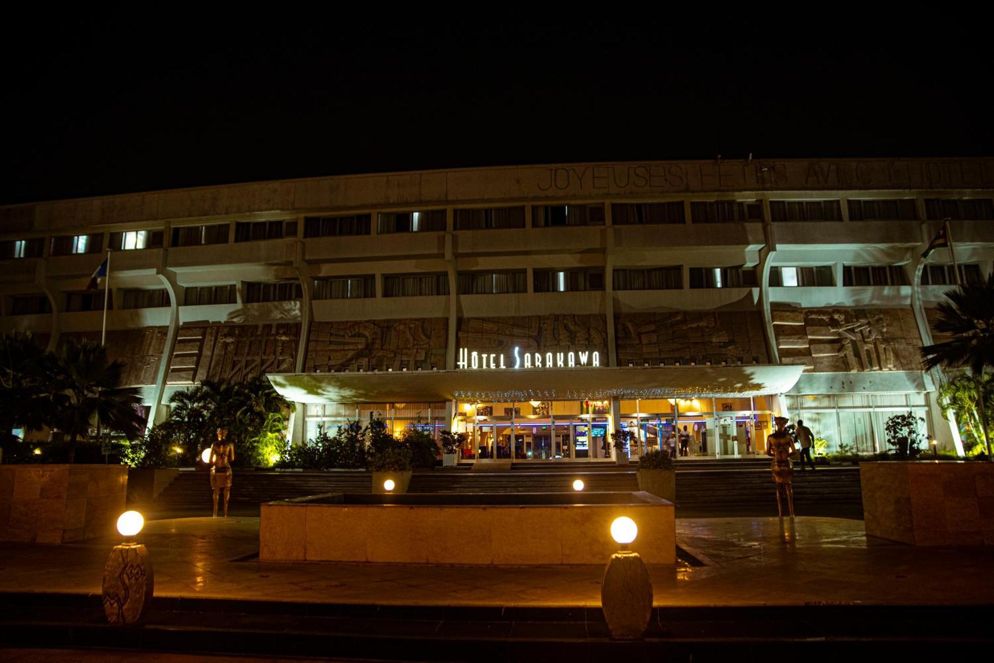 Hotel Sarakawa Lomé Exteriör bild